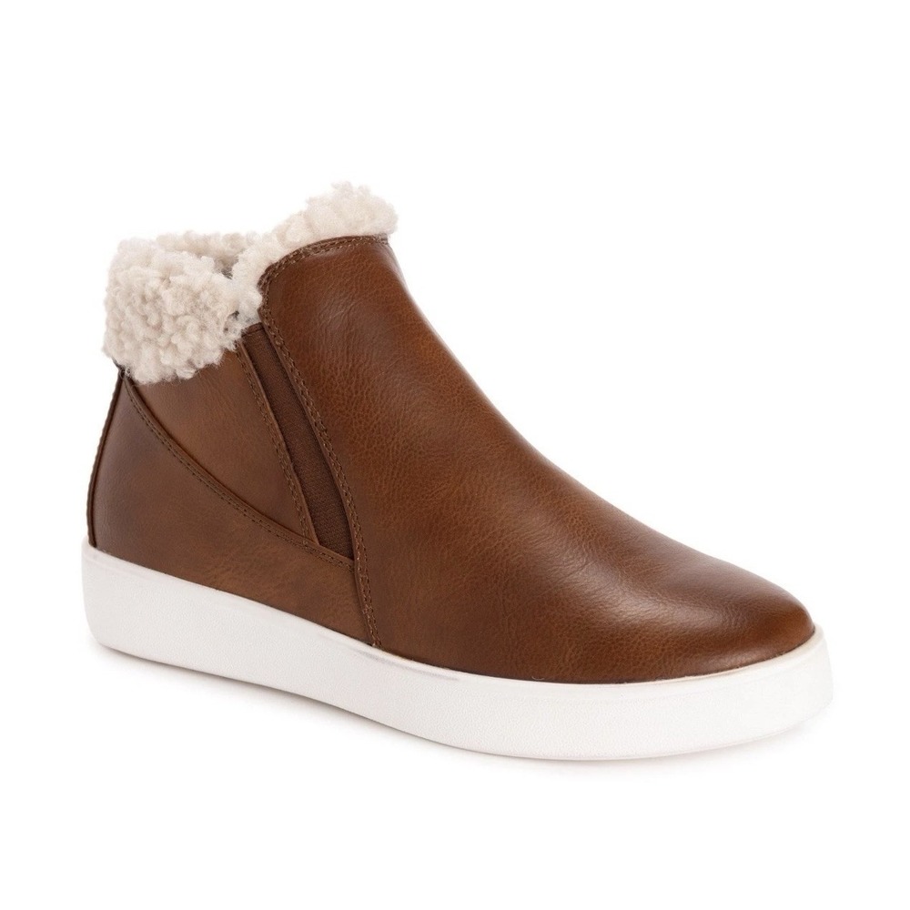 MUK LUKS Montana Congnac brown boots Women's 11 pull on memory foam NWT